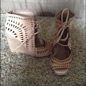 Jeffrey Campbell 'Rodillo-Hi' Wedge